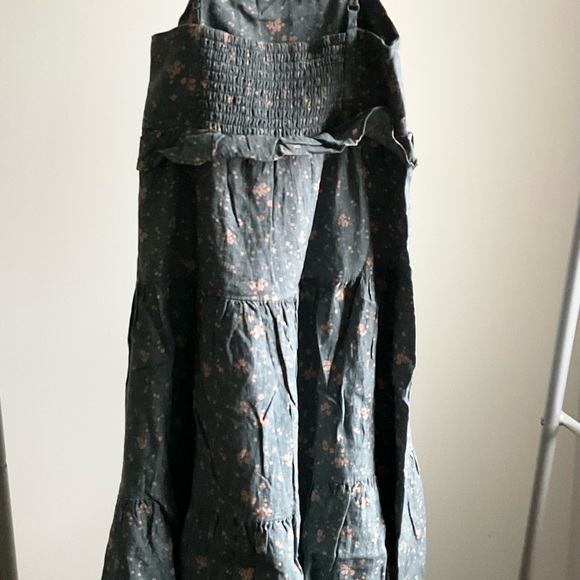 New Rylee Cru aubrey dress | dark floral 4-5y - Picture 3 of 3